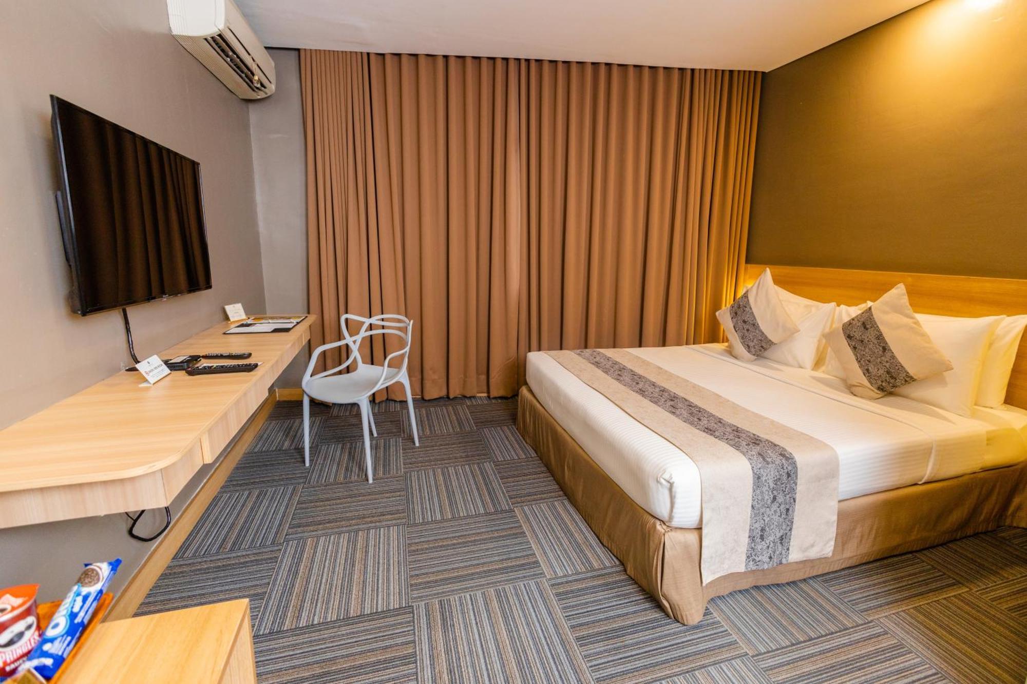 Madison 101 Hotel + Tower Quezon City Dış mekan fotoğraf